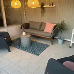 Huset Ved Soen Taet Pa Herning Og Mch Og Boxen 90 M2 Сasa de vacaciones Sunds