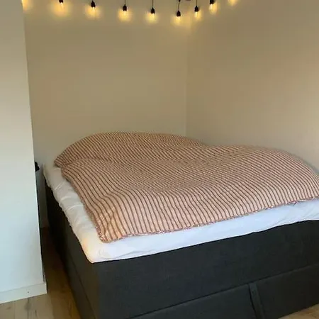 Дом отдыха Huset Ved Soen Taet Pa Herning Og Mch Og Boxen 90 M2 Sunds