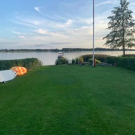 Huset Ved Soen Taet Pa Herning Og Mch Og Boxen 90 M2 Casa de Férias