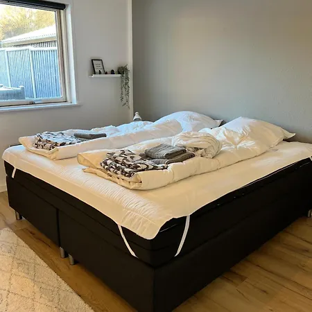 Huset Ved Soen Taet Pa Herning Og Mch Og Boxen 90 M2 Sunds