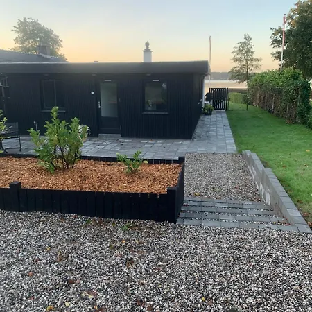 Casa de Férias Huset Ved Soen Taet Pa Herning Og Mch Og Boxen 90 M2