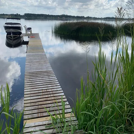 Huset Ved Soen Taet Pa Herning Og Mch Og Boxen 90 M2 別荘 Sunds